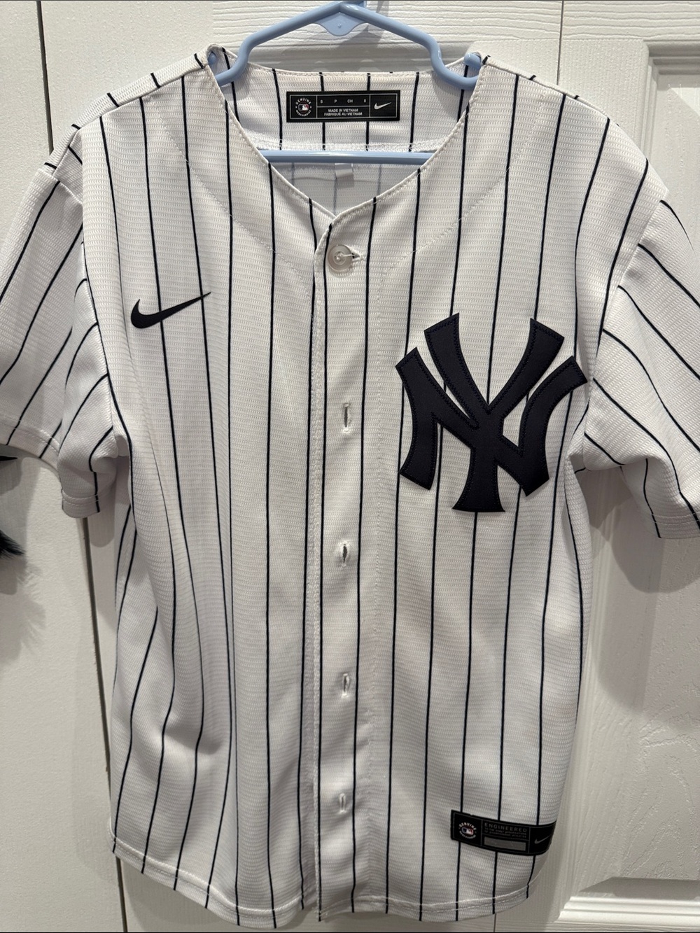 Nike Men's New York Yankees White Navy Pinstripe Baseball Jersey